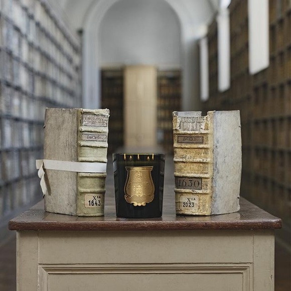 Cire Trudon | ERNESTO Candle - Leather & Tobacco - 270 g - NWT - Picture 4 of 12